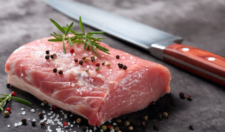 Fresh pork loin with rosemary, peppercorns and sea salt