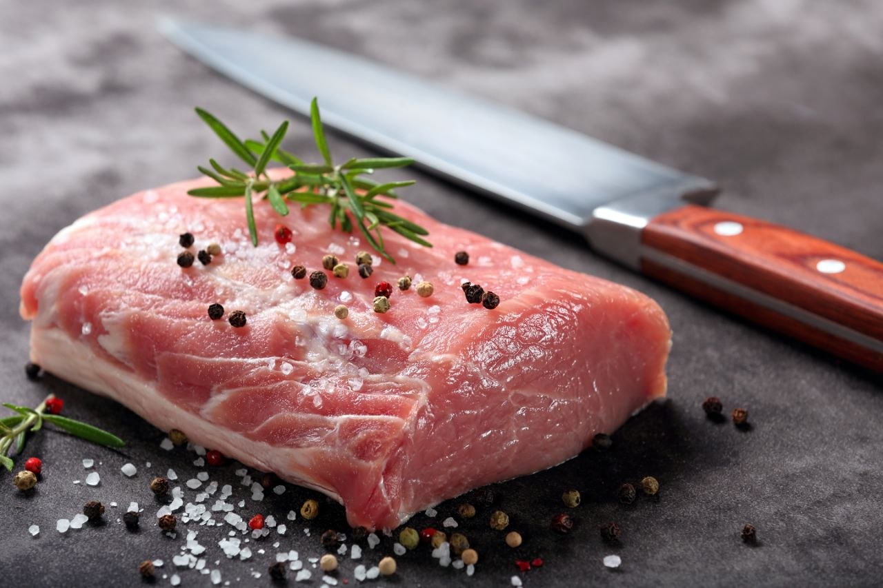 Fresh pork loin with rosemary, peppercorns and sea salt